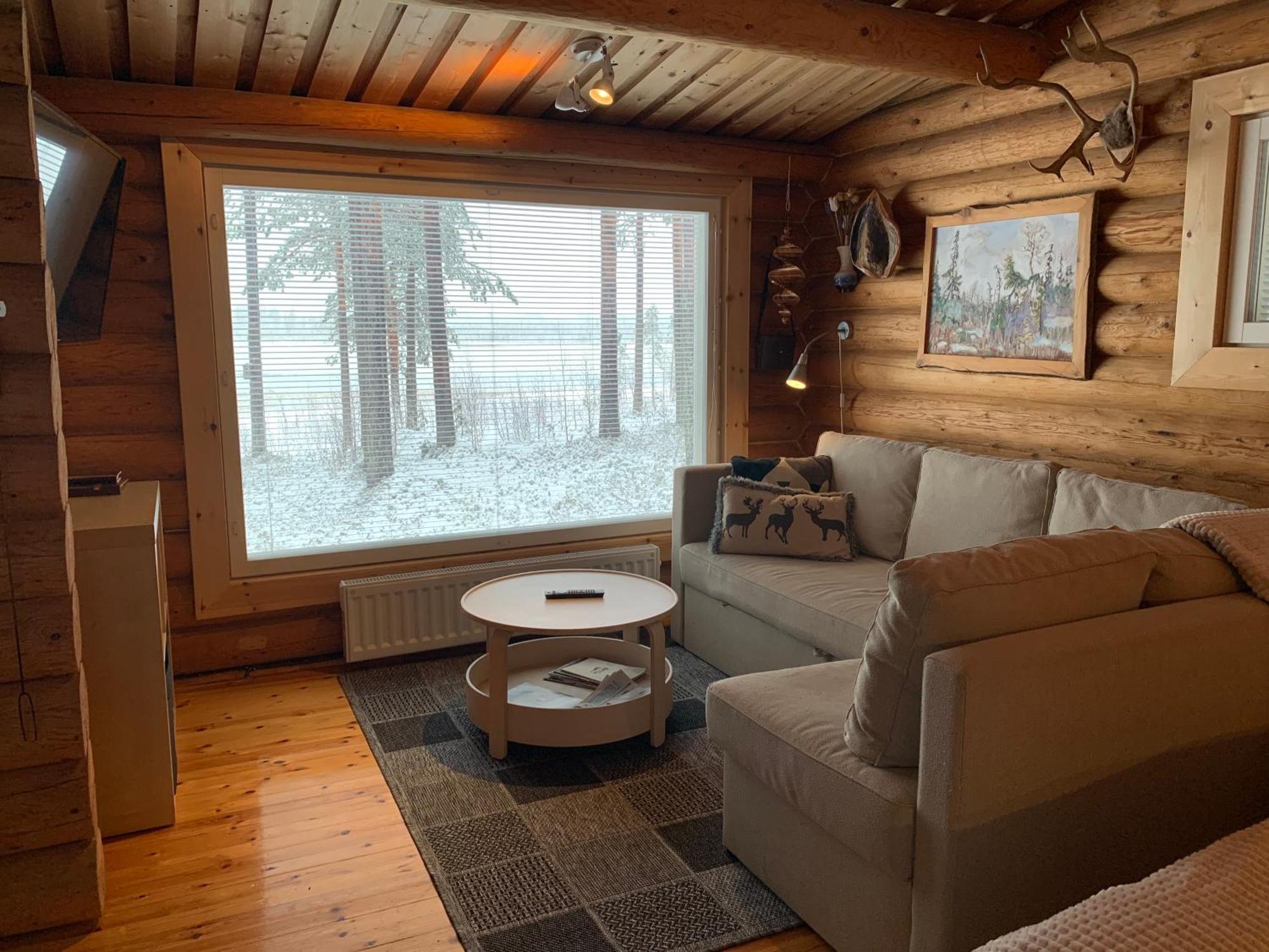 Kaupinmaja, Yllaes, Aekaeslompolo, Lapland - Log Cabin With Lake And Fell Scenery Экстерьер фото